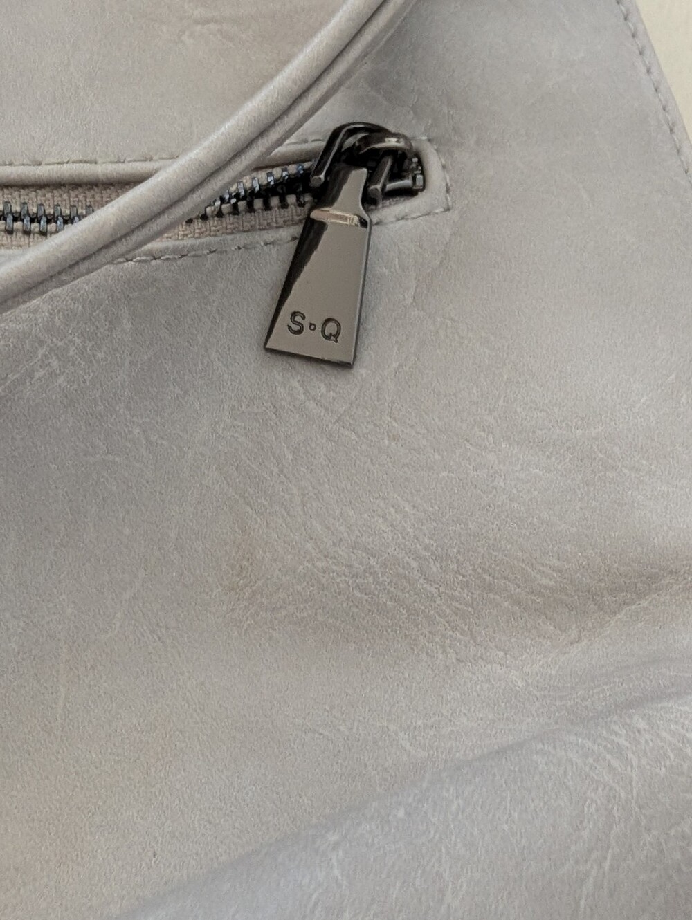 Purse/Backpack - Picture 4 of 9
